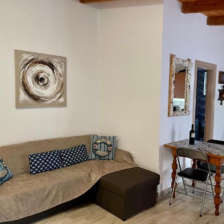 Waterfront Studio Nea Iraklitsa Apartment ภายนอก รูปภาพ